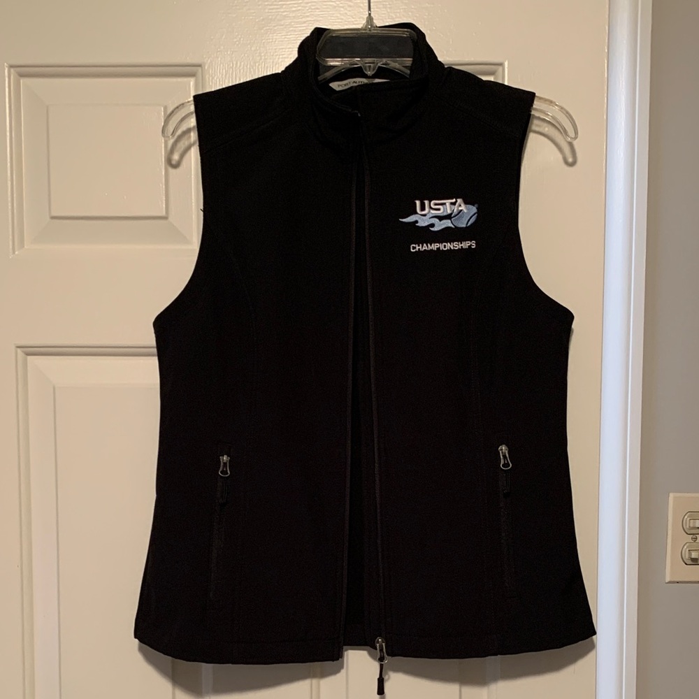 USTA Championship Vest